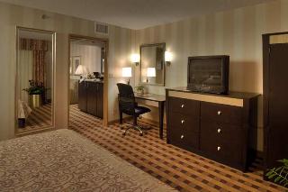 Hotel Embassy Suites Minneapolis-airport