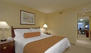 Hotel Embassy Suites Philadelphia Valley Forge