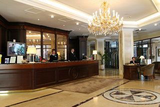 Hotel Emerald