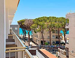 Hotel Emerald Sun