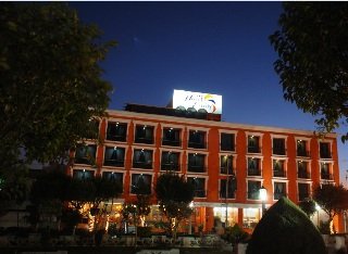 Hotel Emily