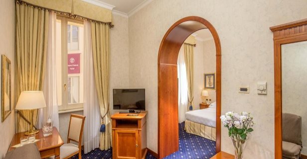 Hotel Empire Palace