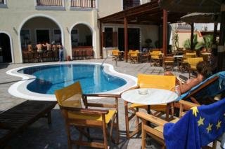 Hotel Enjoy Villas