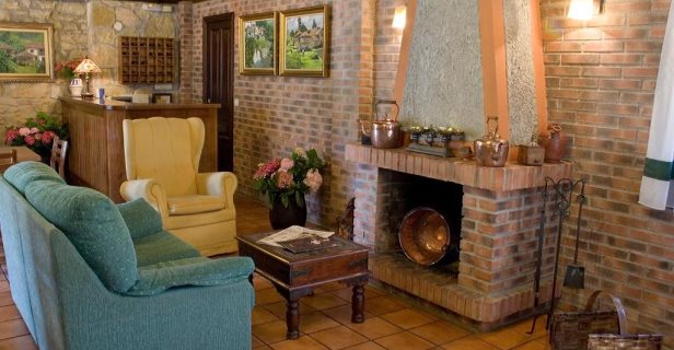 Hotel Entremontes