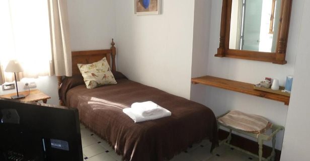 Hotel Entreolivos