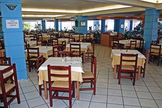 Hotel Eri Beach & Village