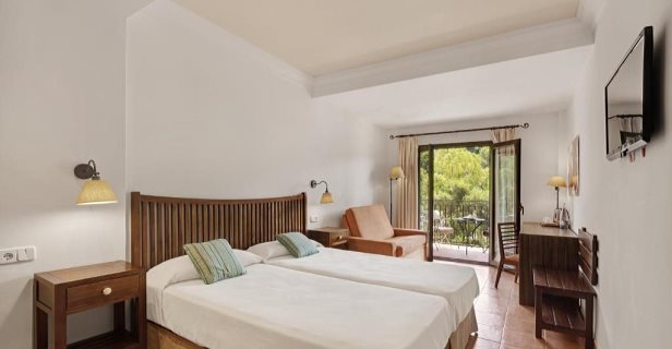 Hotel Es Port