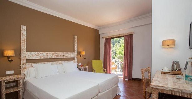 Hotel Es Port