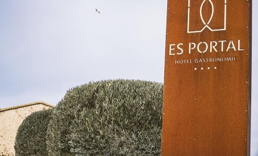 Hotel Es Portal