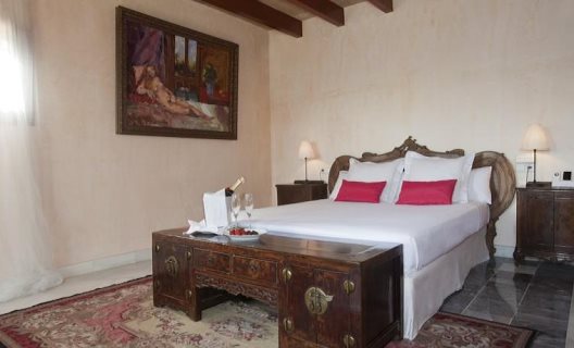 Hotel Es Revellar Art Resort