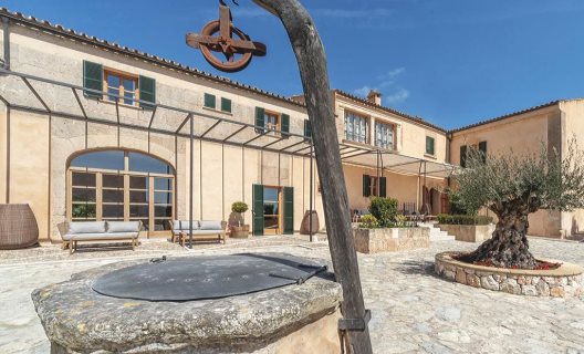 Hotel Es Riquers