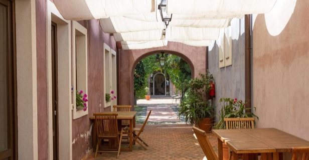 Hotel Etna