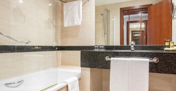 Hotel Eurostars San Lazaro
