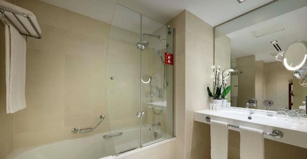 Hotel Exe Estepona Thalasso Spa