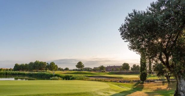 Hotel Exe Layos Golf
