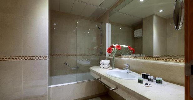 Hotel Exe Plaza