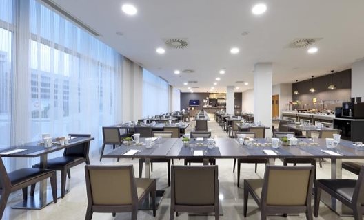 Hotel Exe Zaragoza World Trade Center