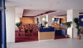 Hotel Express By Holiday Inn Krakow