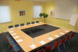 Hotel Express By Holiday Inn Krakow