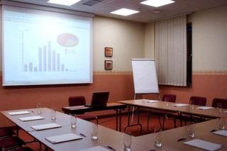Hotel Express By Holiday Inn Krakow