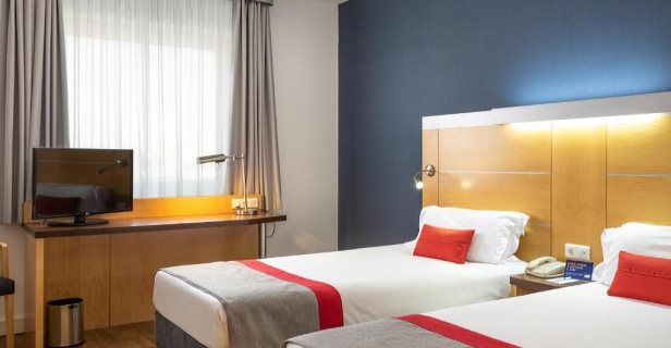Hotel Express By Holiday Inn Lisbon Oeiras