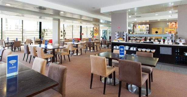 Hotel Express By Holiday Inn Lisbon Oeiras