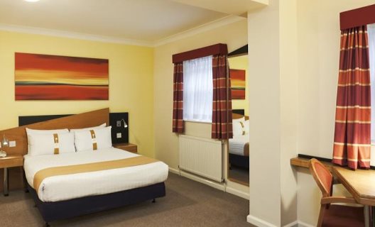 Hotel Express By Holiday Inn London Victoria
