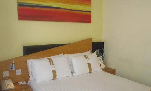 Hotel Express By Holiday Inn London Victoria