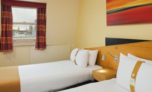 Hotel Express By Holiday Inn London Victoria