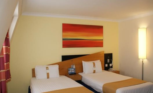 Hotel Express By Holiday Inn London Victoria