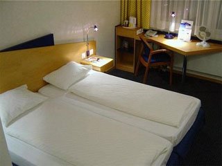 Hotel Express By Holiday Inn Luzern