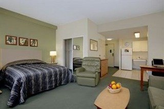 Hotel Extended Stay Deluxe Universal