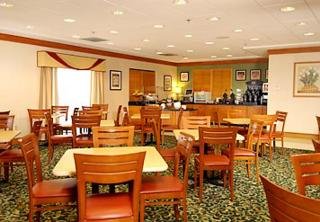 Hotel Fairfield Inn & Suites By Marriott Atlanta Arpt