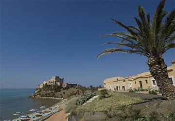 Hotel Falconara Charming House And Resort