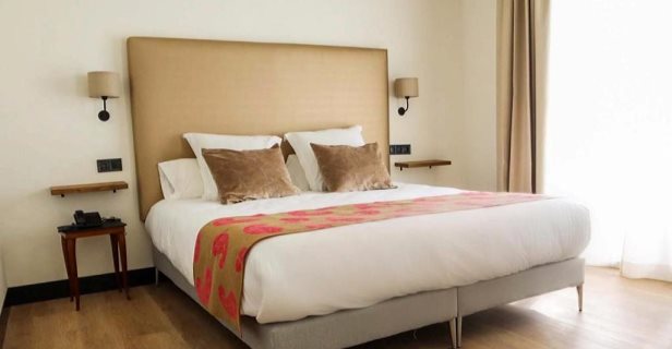 Hotel Fay Victoria Beach