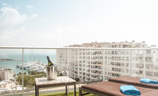 Hotel Feliz