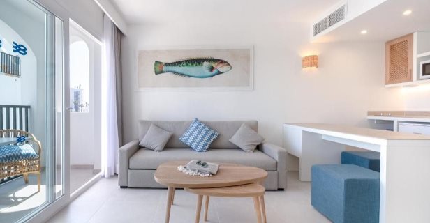 Hotel Fergus Style Carema Beach
