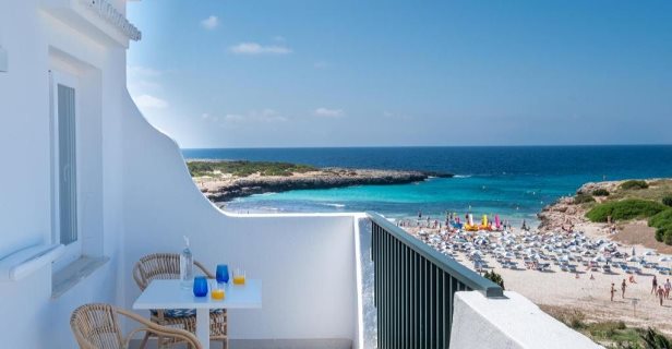 Hotel Fergus Style Carema Beach