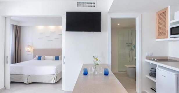 Hotel Fergus Style Carema Beach