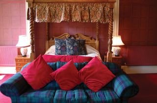 Hotel Fernie Castle