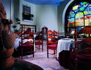 Hotel Fiesta Americana Grand Coral Beach Resort & Spa