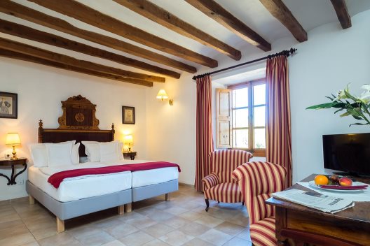 Hotel Finca Can Estades