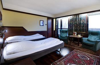 Hotel First Alstor