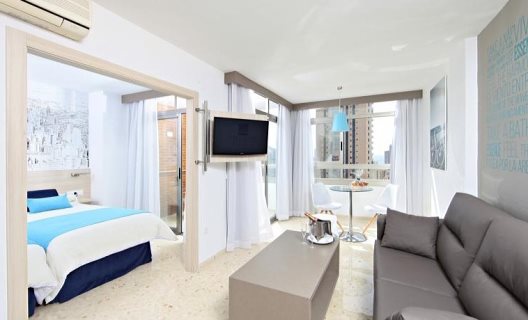 Hotel Flamingo Beach Resort