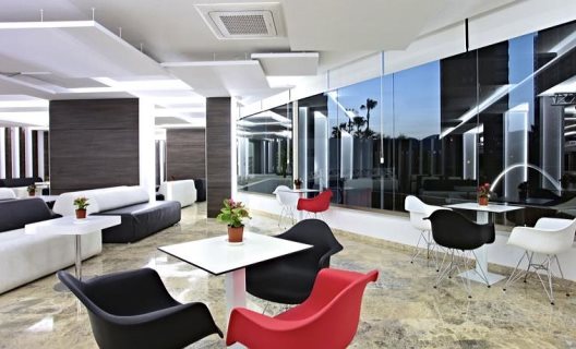 Hotel Flamingo Beach Resort