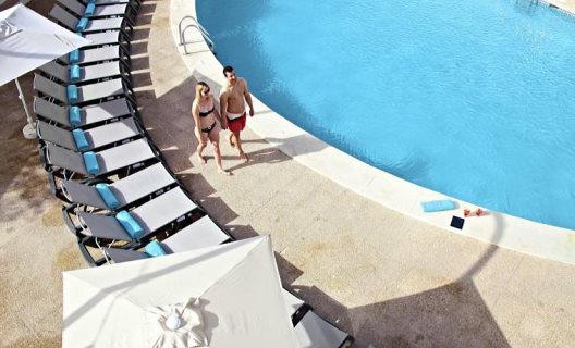 Hotel Flamingo Beach Resort