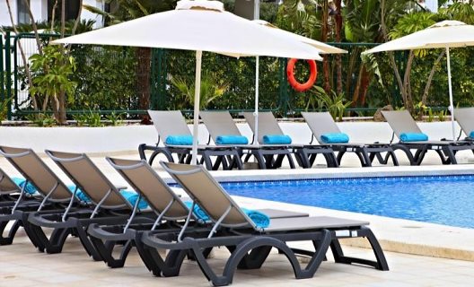 Hotel Flamingo Beach Resort