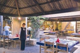 Hotel Floriana Village