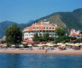Hotel Fortuna Beach