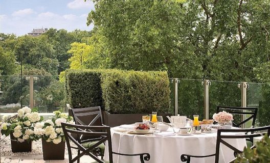 Hotel Four Seasons London